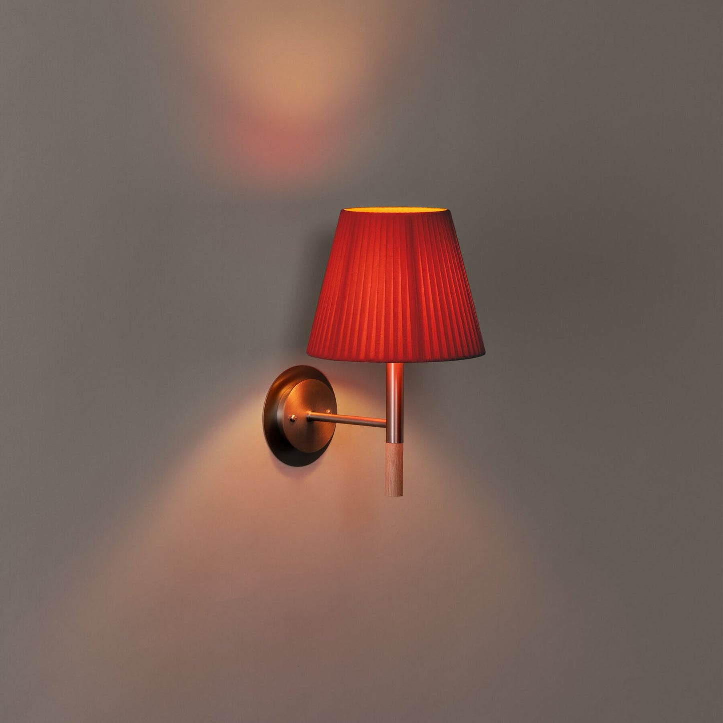 BC 2 - LED nickel wall lamp.