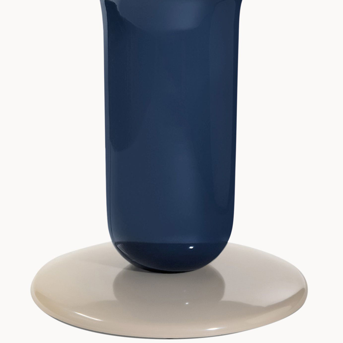 Round Glass-Fibre Table Explorer 4 by Bd Barcelona Design #Blue