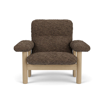 Brasilia Lounge Chair, Sheepskin by Audo Copenhagen #Sheepskin Root / Natural Oak