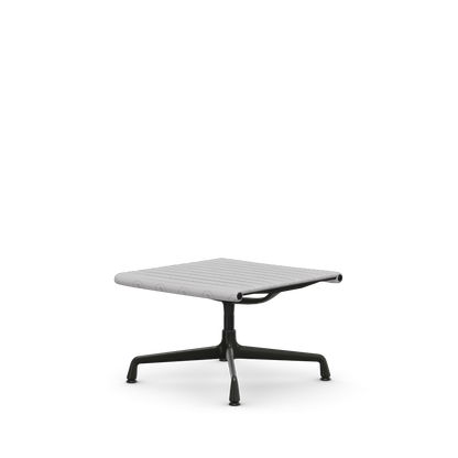 Aluminium Chair EA 125 – Lounge (Cover material - Fabric Track)
