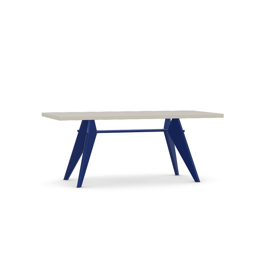 EM Table (H 740 x W 900 x L 1800).