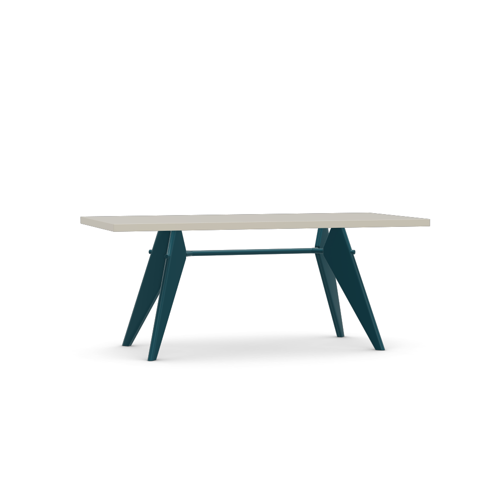 EM Table (H 740 x W 900 x L 1800).