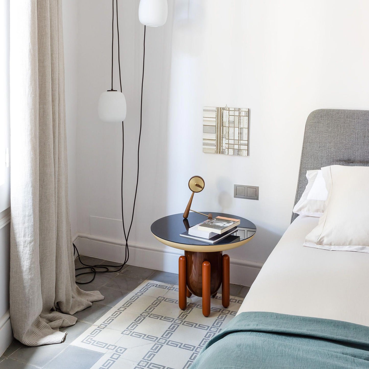 EXPLORER - Round glass-fibre coffee table by BD Barcelona DesignRound glass-fibre side table Explorer 2 by Bd Barcelona Design #Multicolor Brown - V2