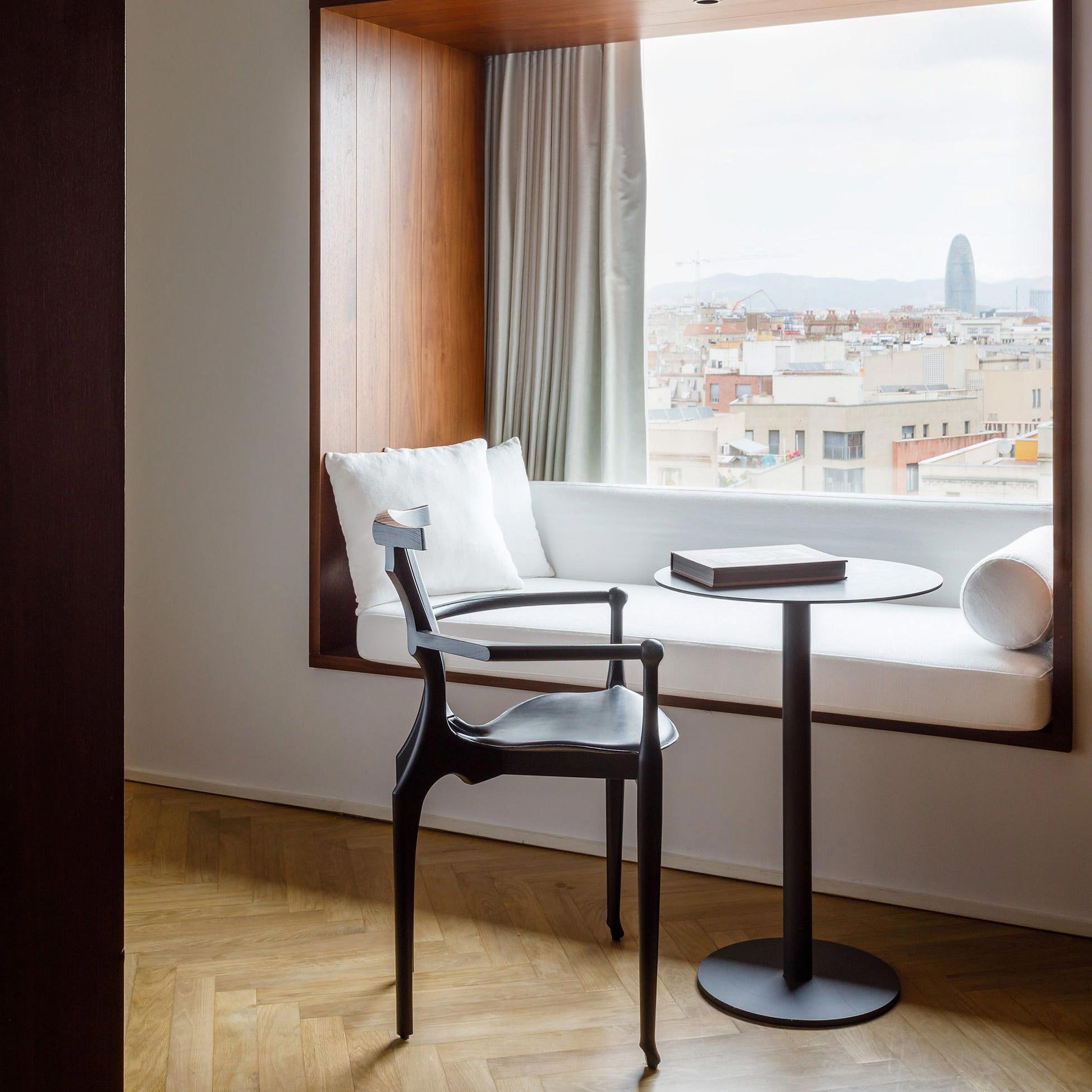 Stackable Ash Chair With Armrests Gaulino by Bd Barcelona Design #Black