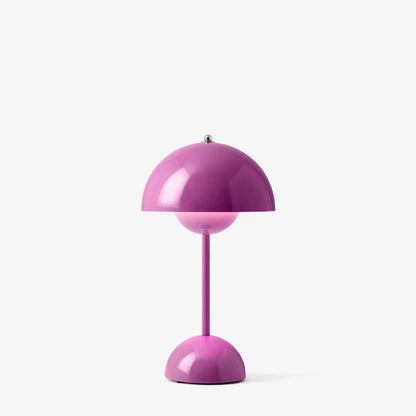 Flowerpot VP9 - Portable table lamp.
