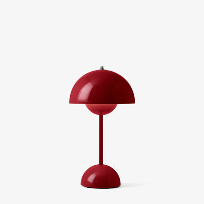 Flowerpot VP9 - Portable table lamp.