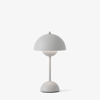 Flowerpot VP9 - Portable table lamp.