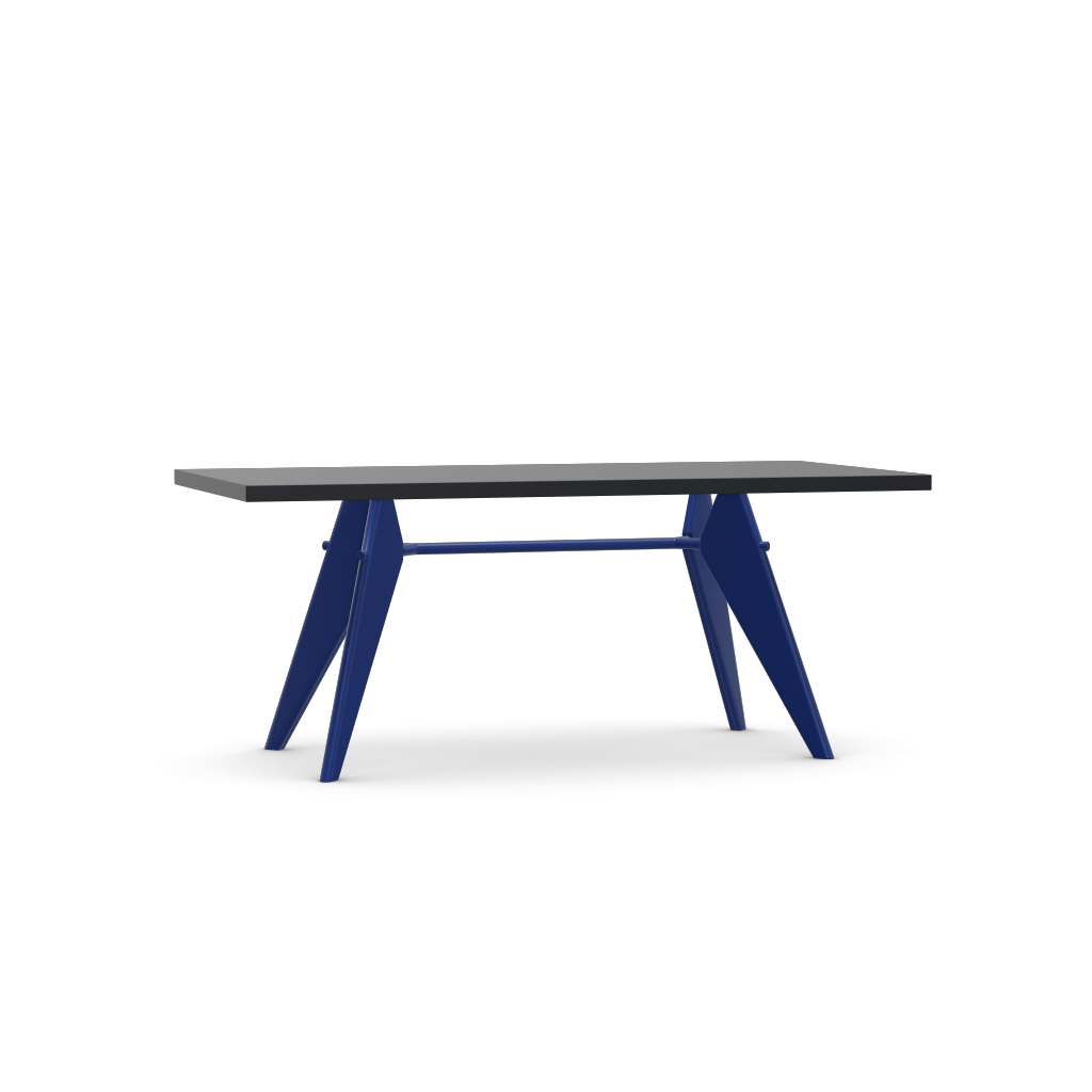 EM Table (H 740 x W 900 x L 1800).