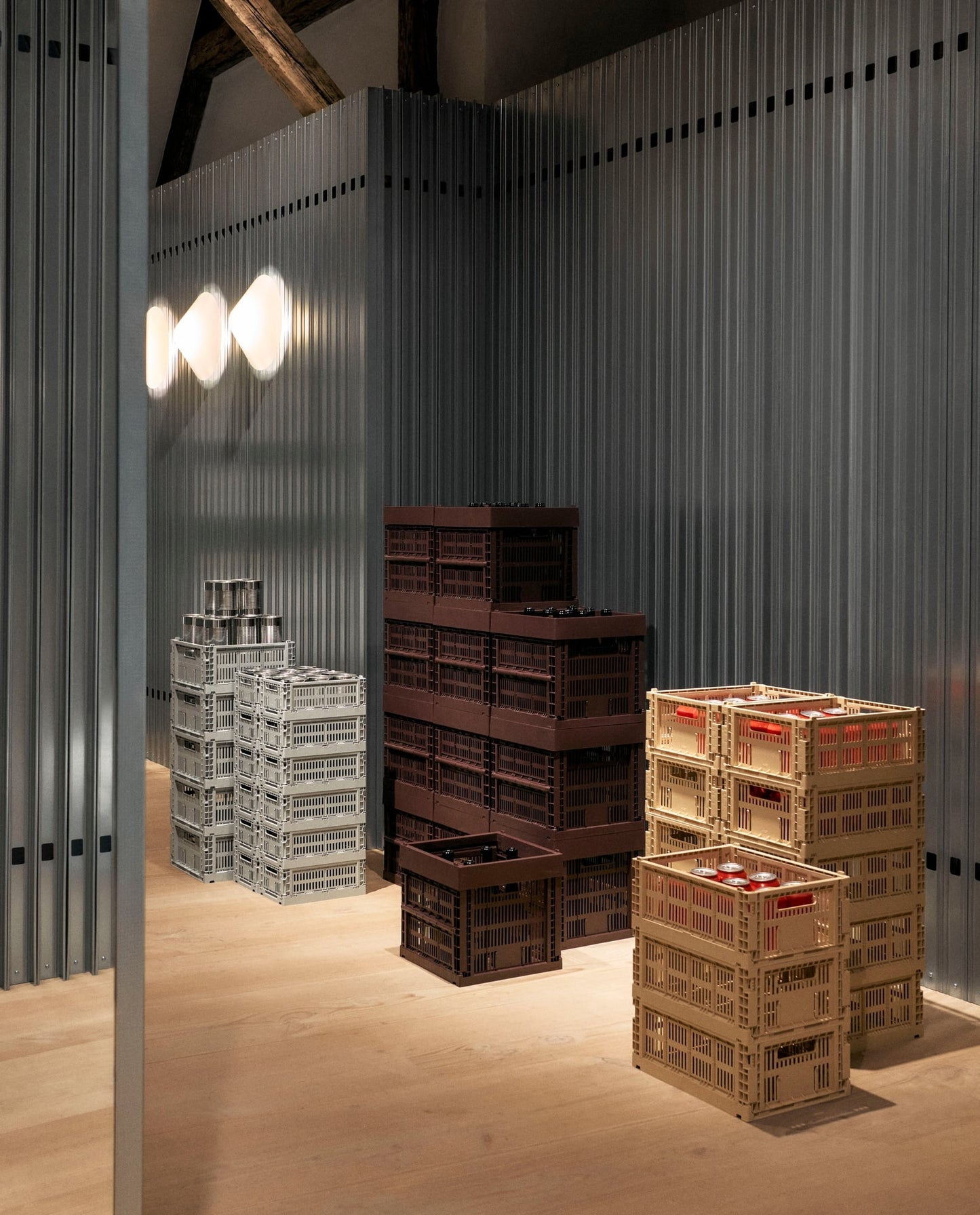 Colour Crate, Cube, recycled plastic, bordeaux