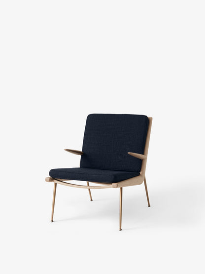 Boomerang Lounge chair w. armrest HM2 (Request Info).