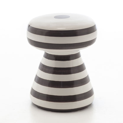 INOUT 44 - Cement stool / coffee table.