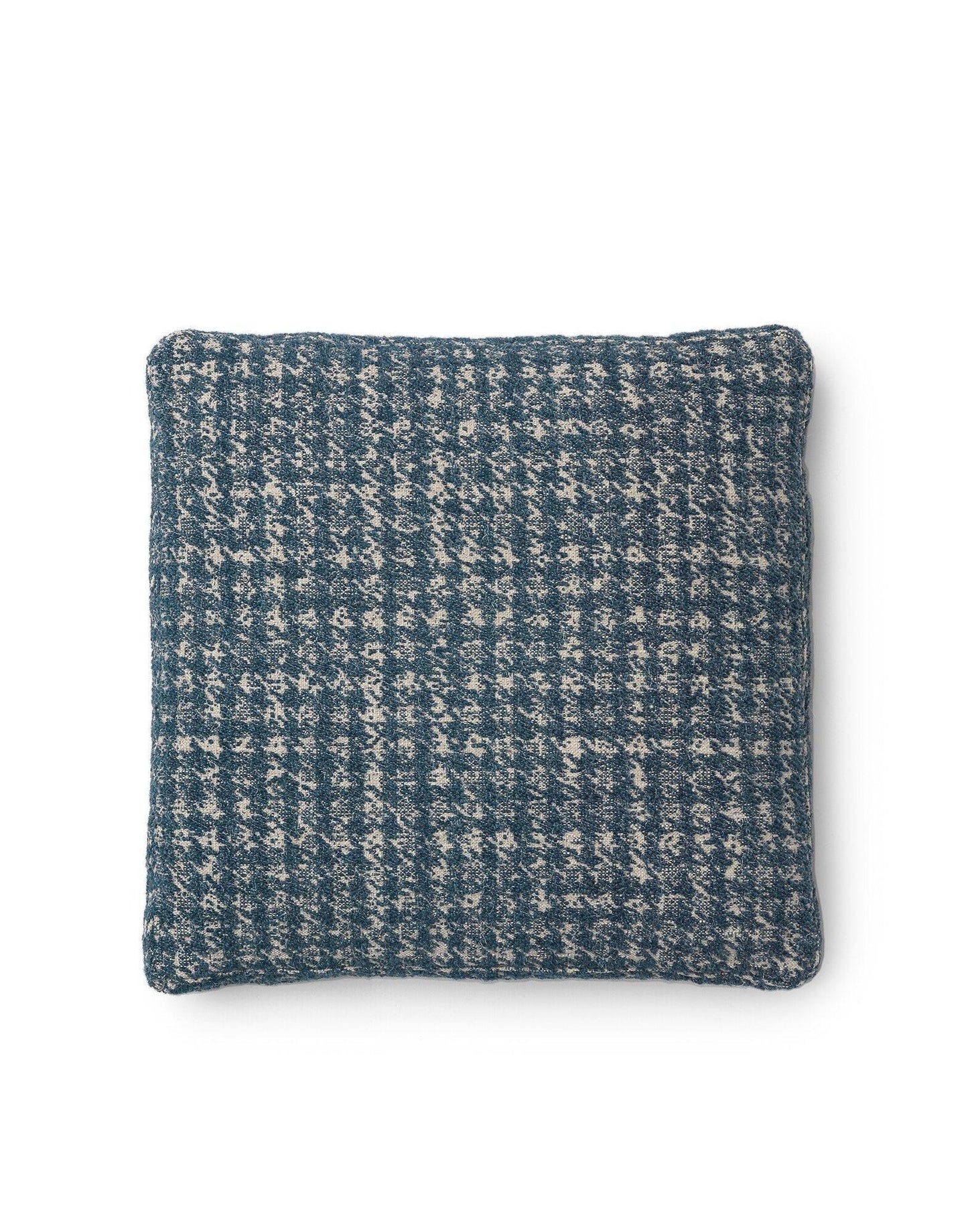 CUSHION (48x48).