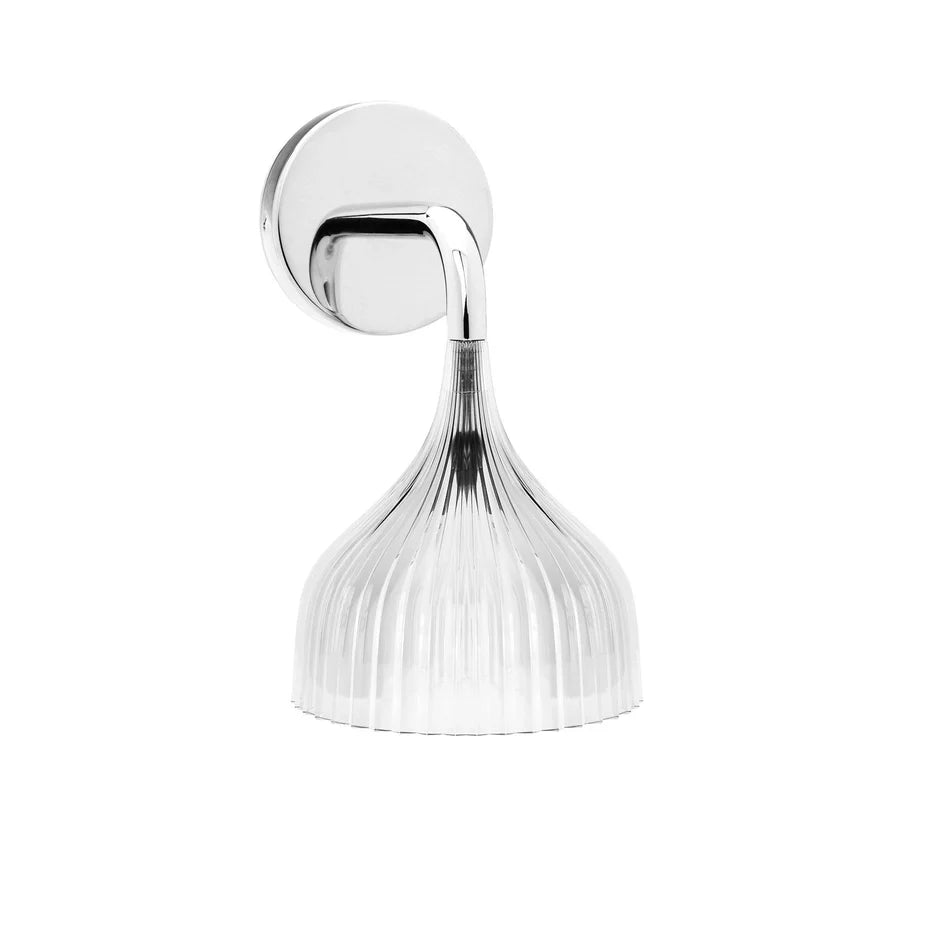 E’ Wall Lamp.