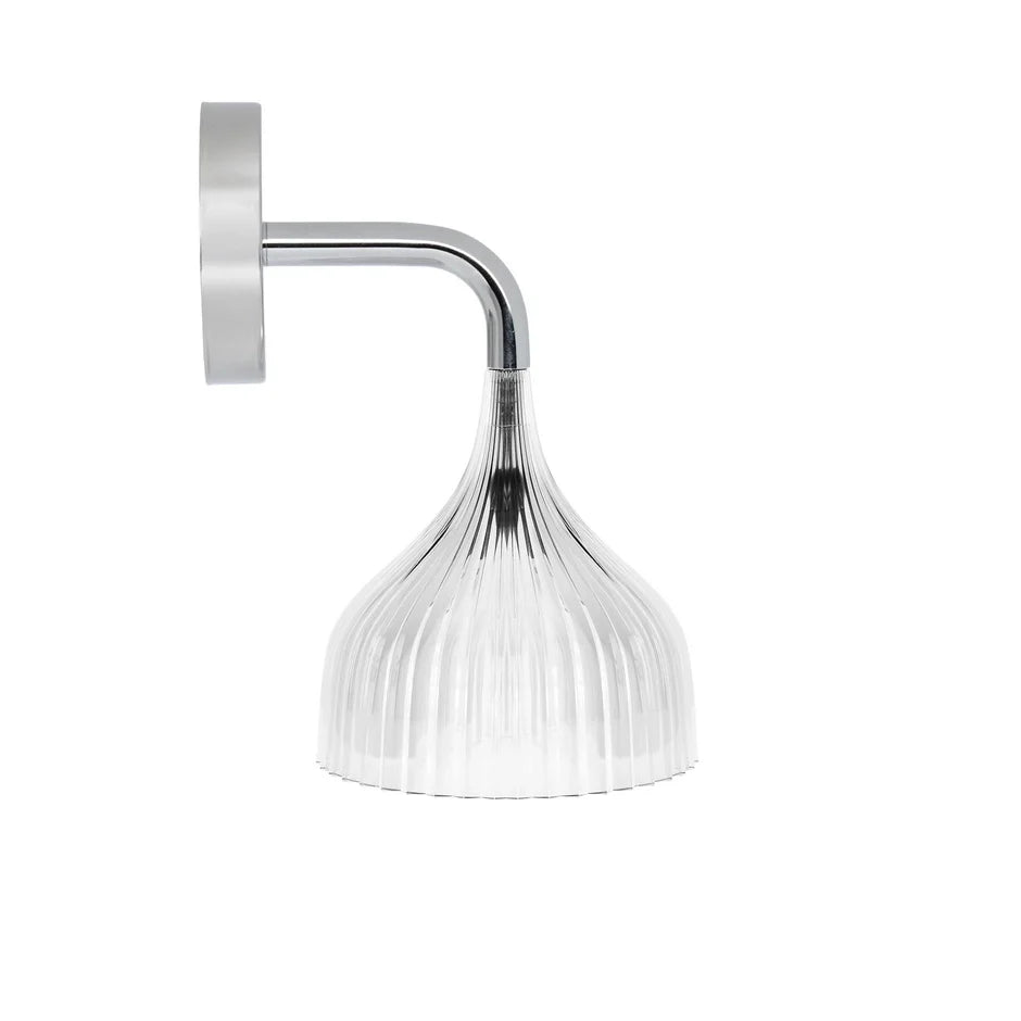 E’ Wall Lamp.