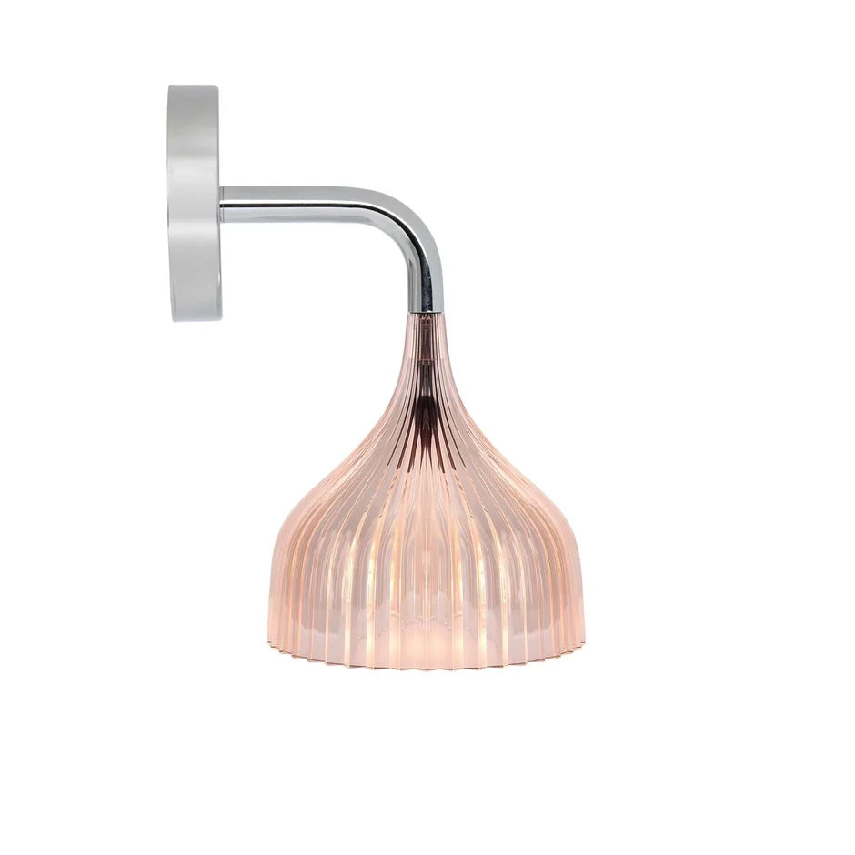 E’ Wall Lamp.