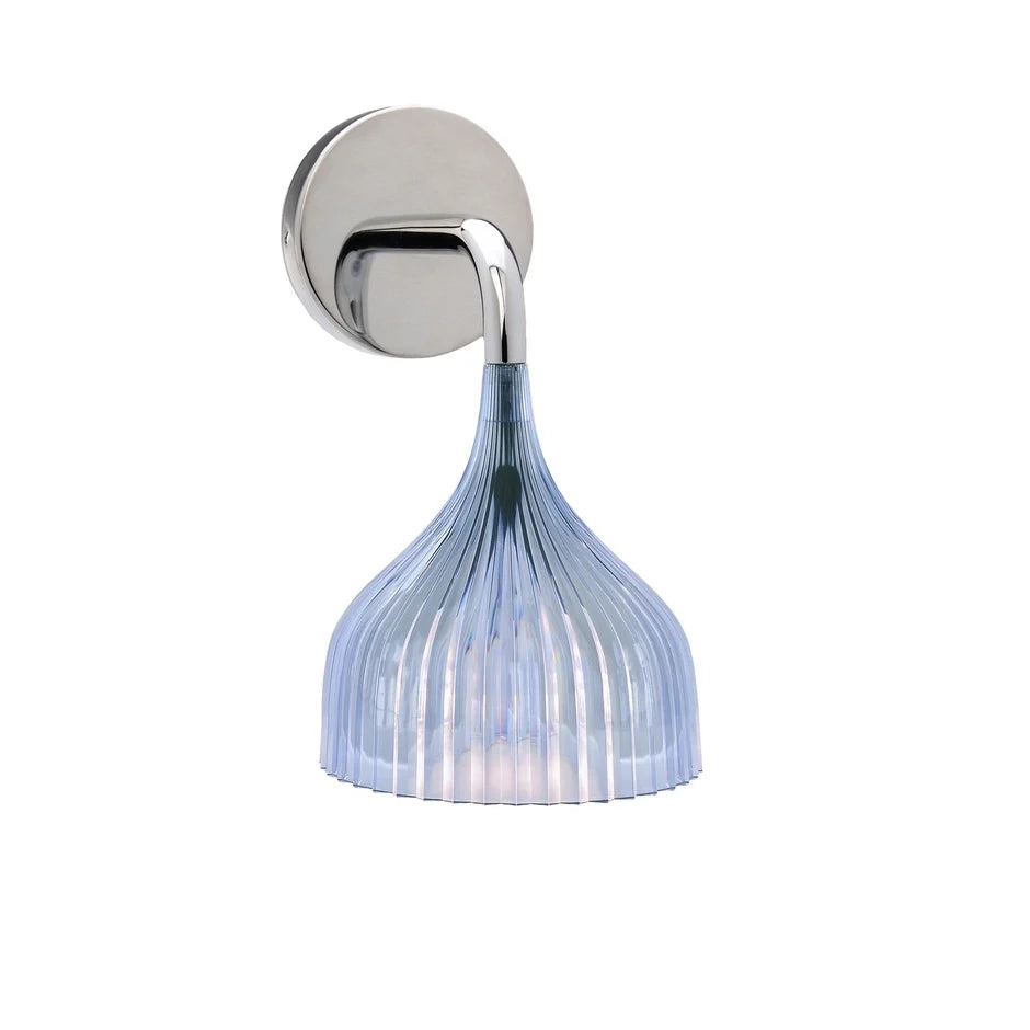 E’ Wall Lamp.