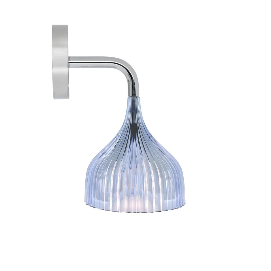 E’ Wall Lamp.