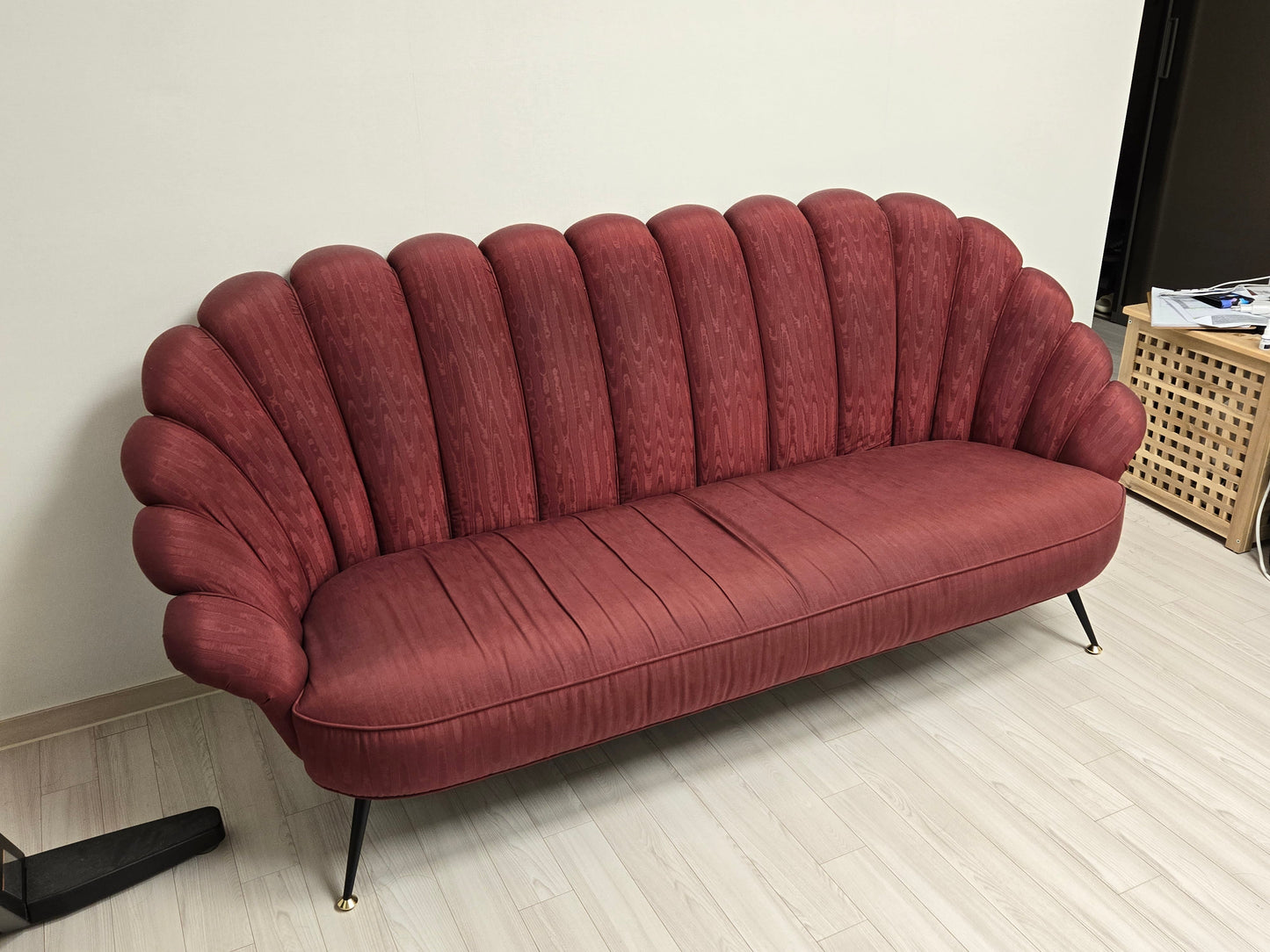 [Domestic Stock] (USED/Signs of Use) Gucci Bouclé Sofa