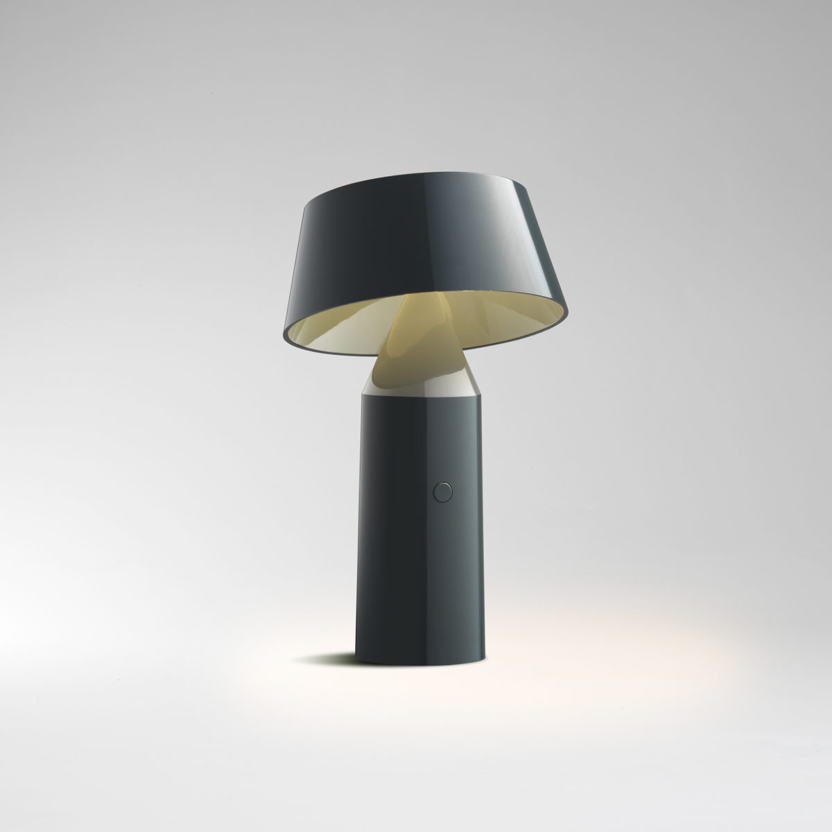 BICOCA - LED cordless polycarbonate table lamp (Request Info).
