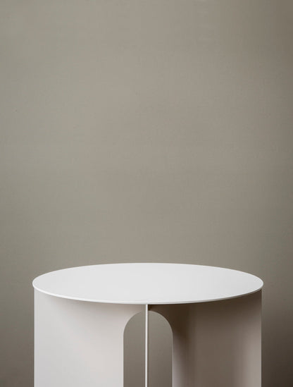 Androgyne side table, 40 cm, white