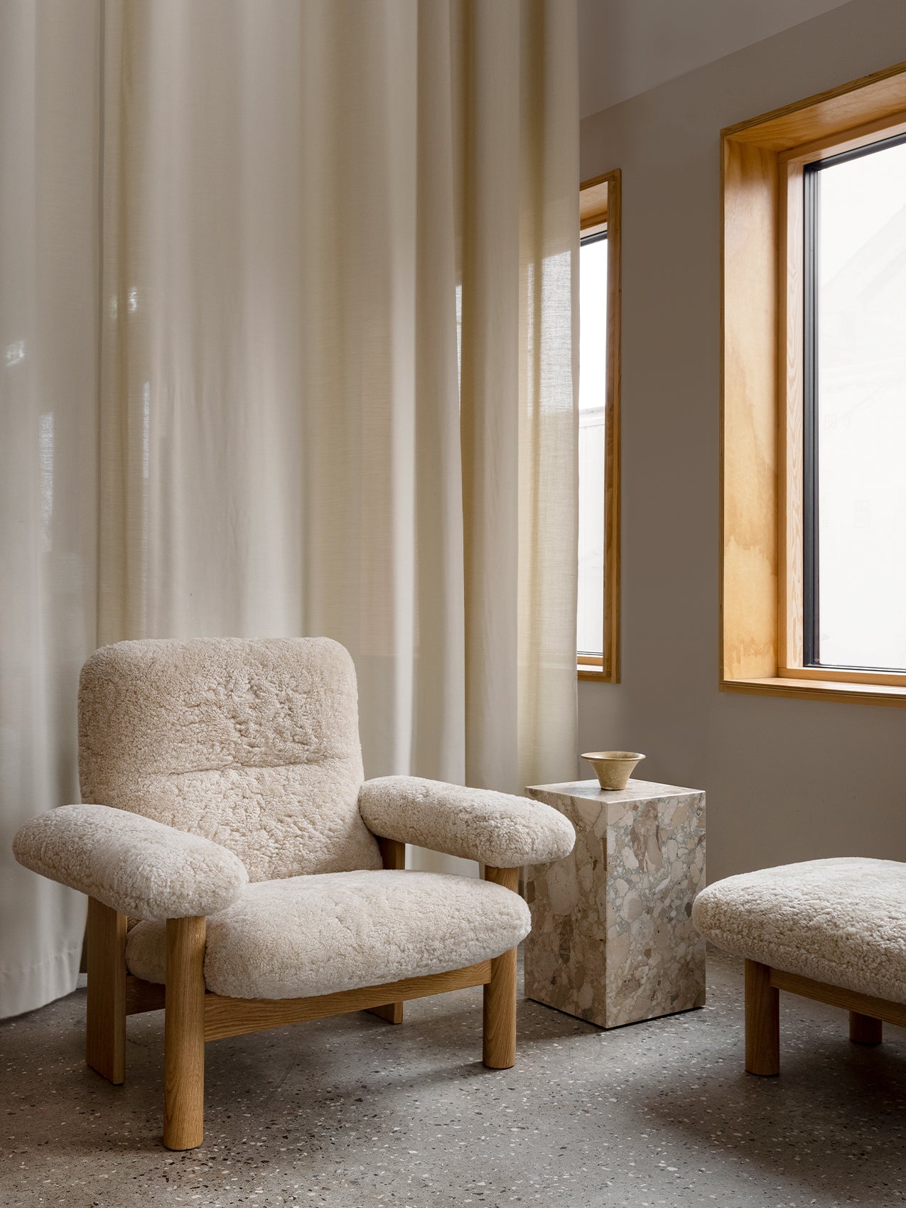 Brasilia Lounge Chair, Sheepskin