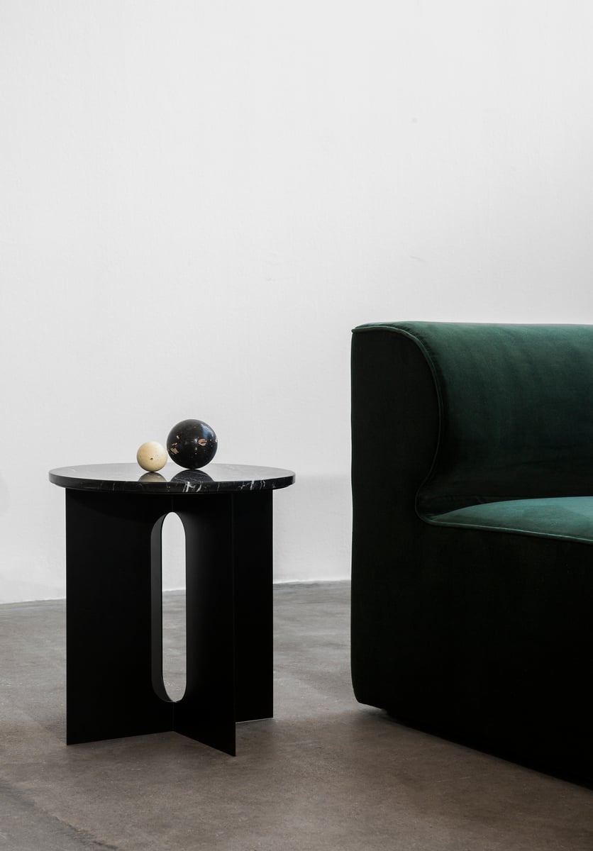Androgyne side table, 40 cm, black