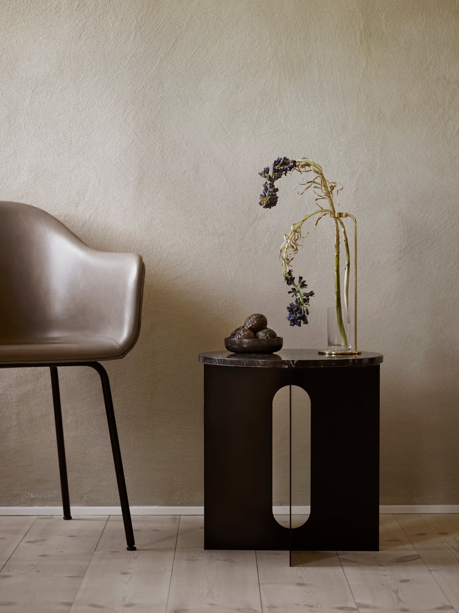 Androgyne side table, 40 cm, black