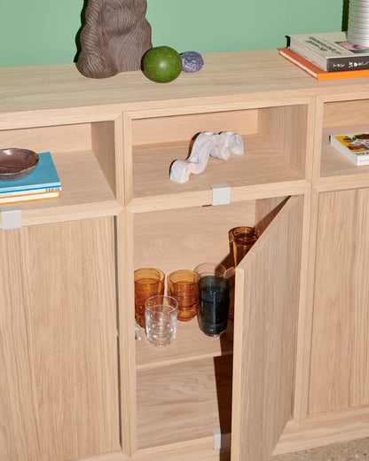 Stacked shelf module with background, small, oak