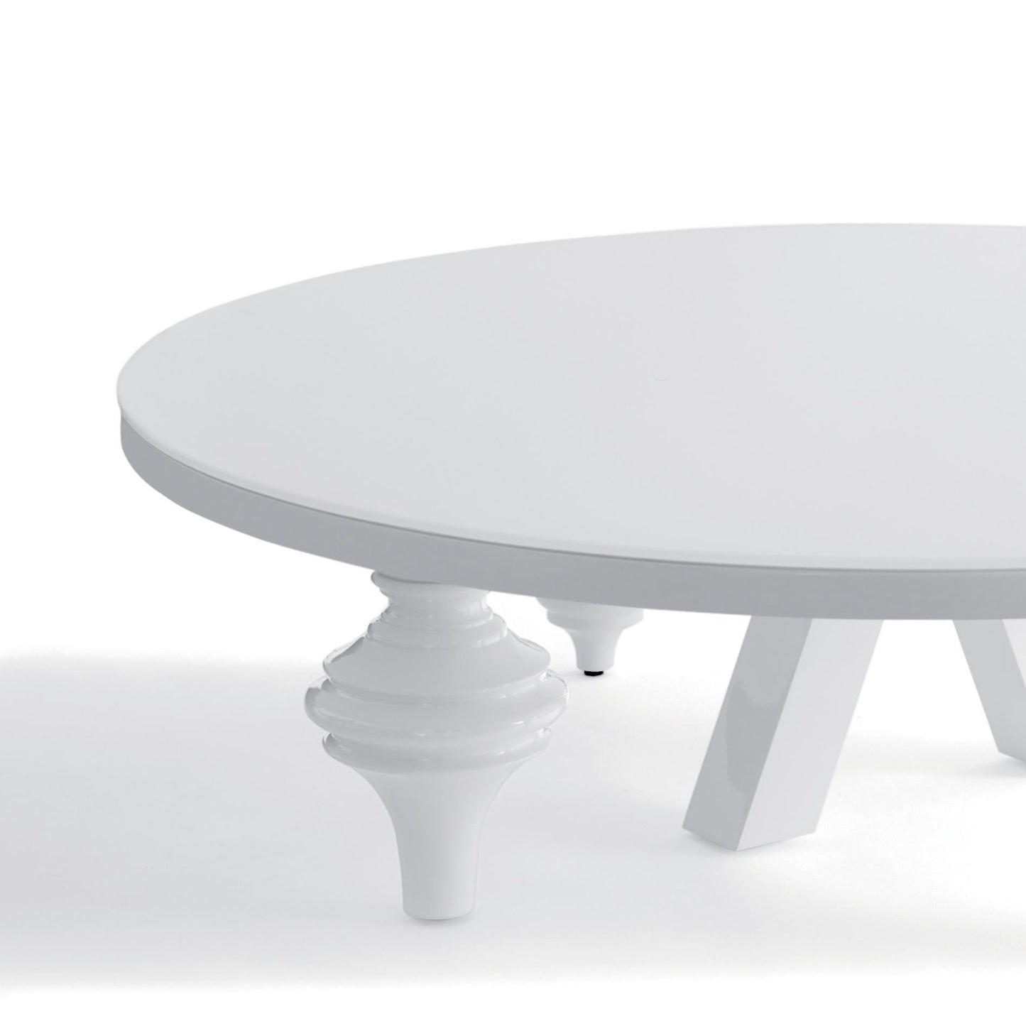 Round Low Coffee Table Multileg by Bd Barcelona Design