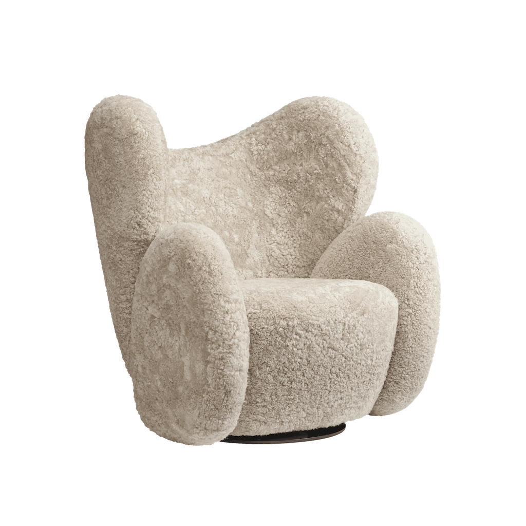 BIG BIG CHAIR - Wing Sheepskin armchair.