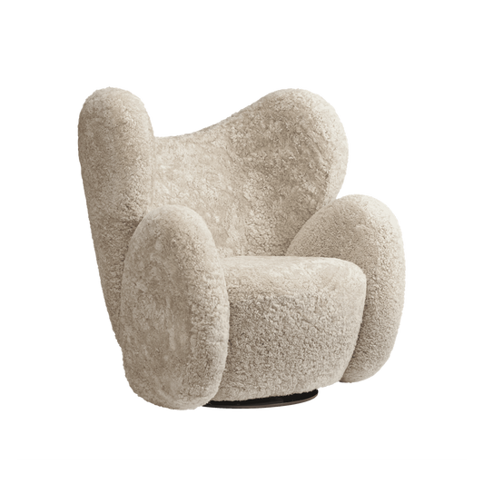 BIG BIG CHAIR - Wing Sheepskin armchair.
