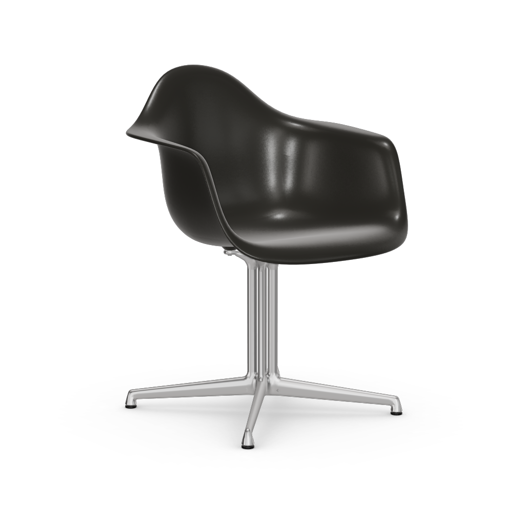 Eames Plastic Armchair DAL (without upholstery).