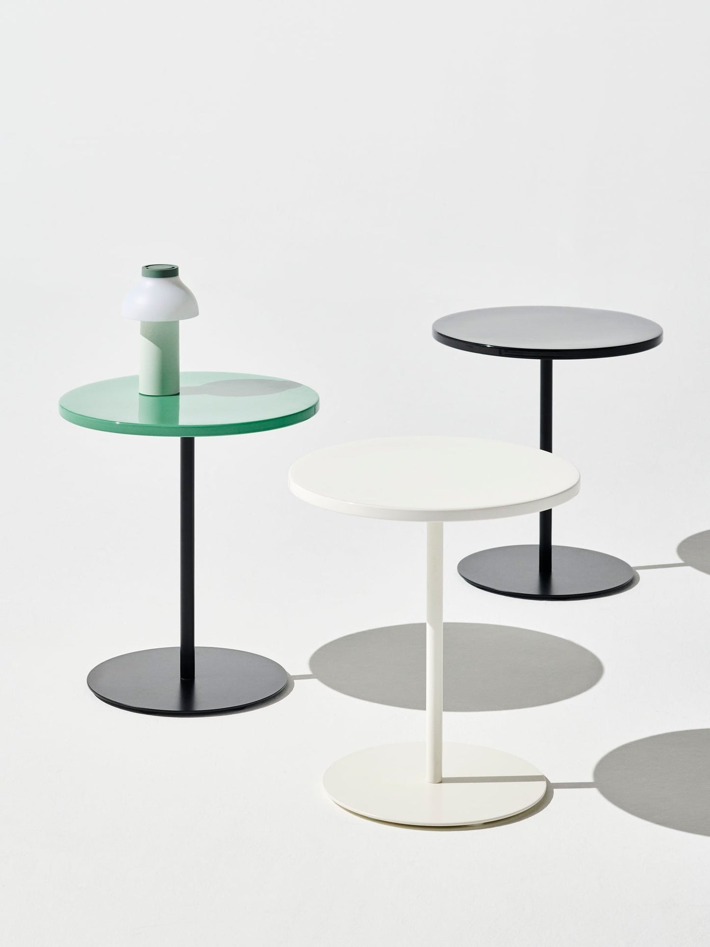 Pyro coffee table, soft jade - black