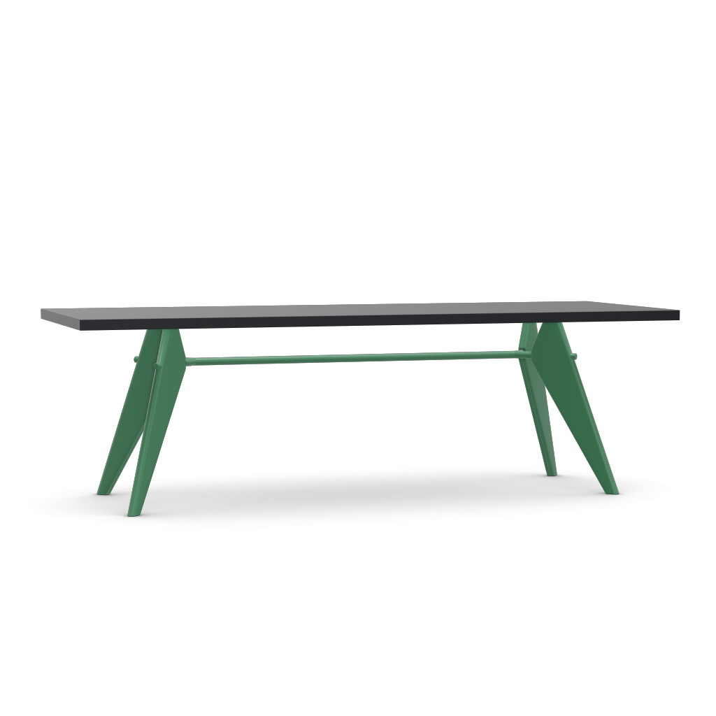 EM Table (H 740 x W 900 x L 2400).