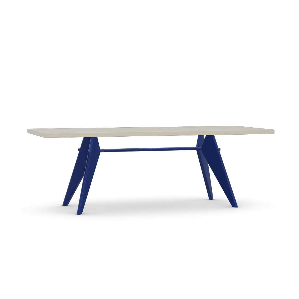 EM Table (H 740 x W 900 x L 2200).