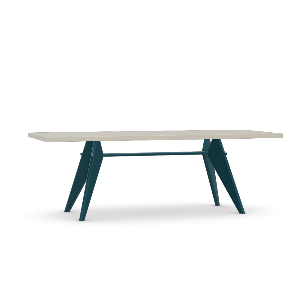 EM Table (H 740 x W 900 x L 2200).