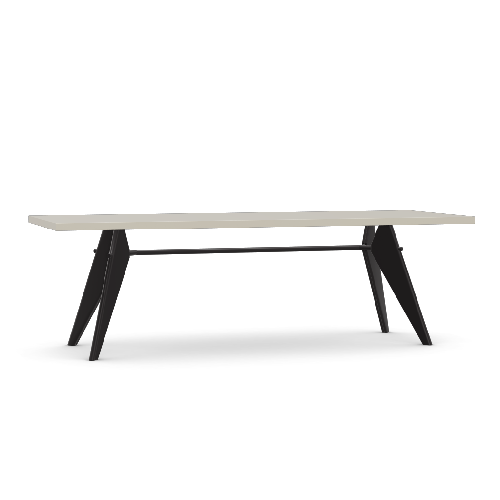 EM Table (H 740 x W 900 x L 2400).
