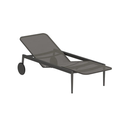 STYLETTO - Recliner Batyline sun lounger with castors (Request Info).