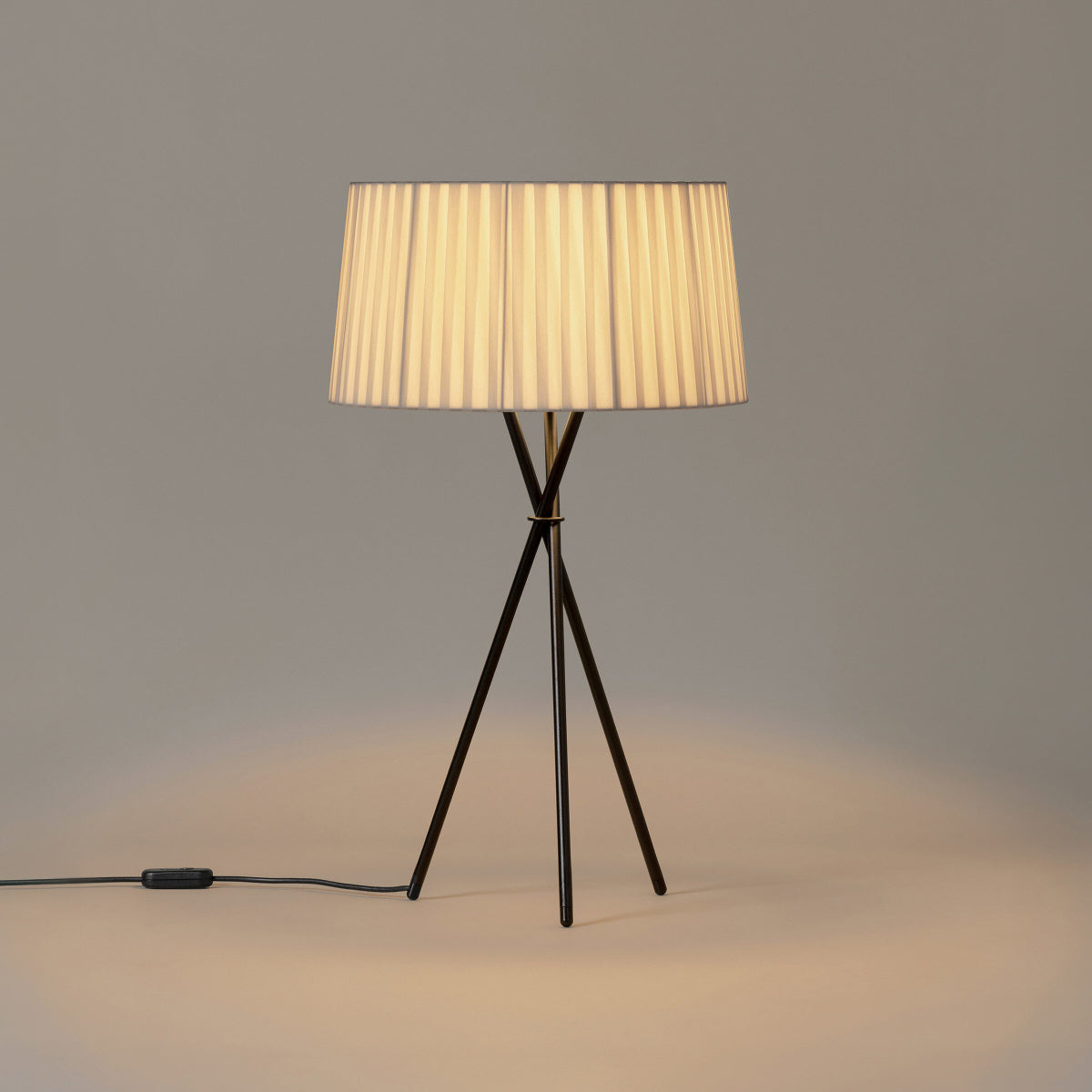 Trípode - LED metal table lamp with Dimmer