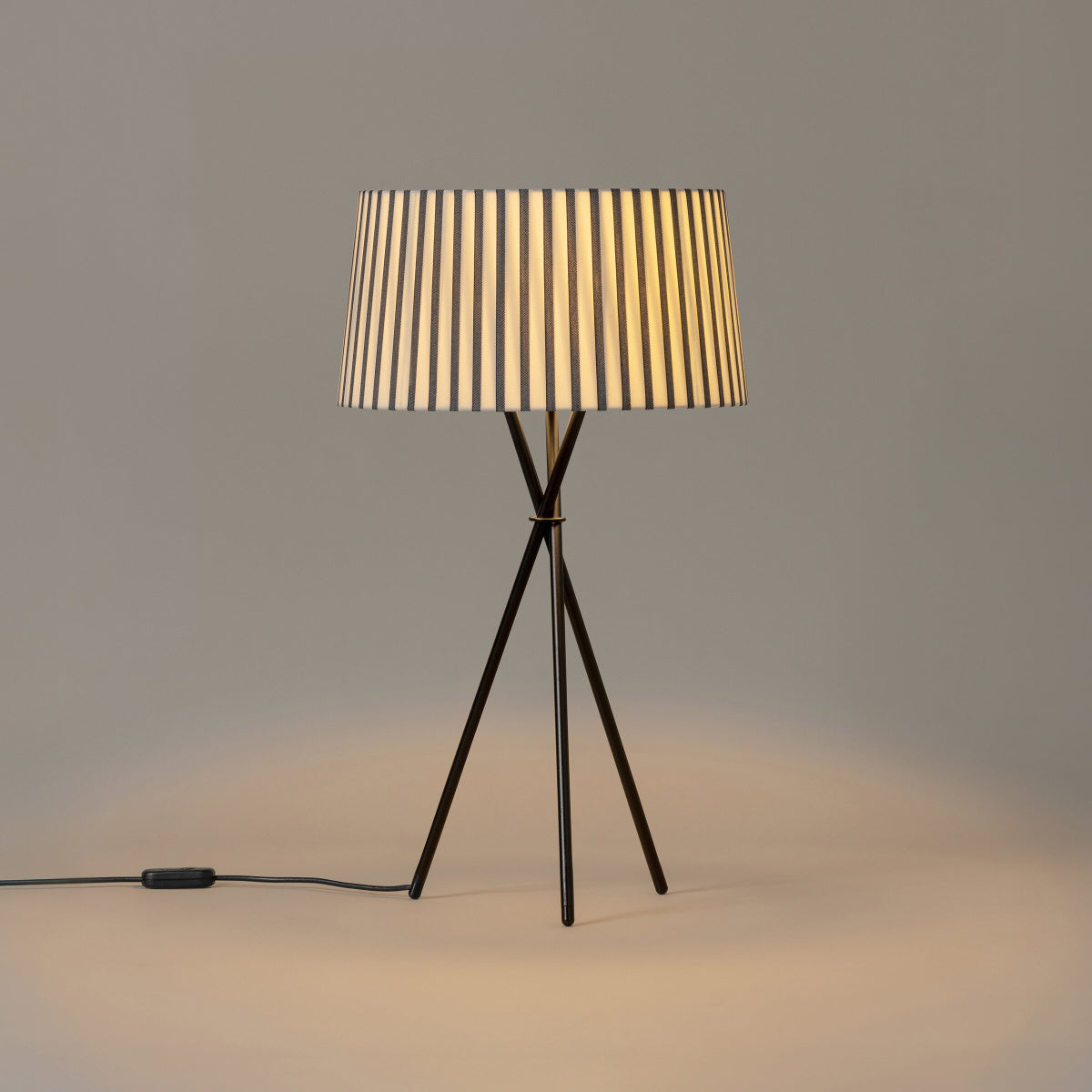 Trípode - LED metal table lamp with Dimmer