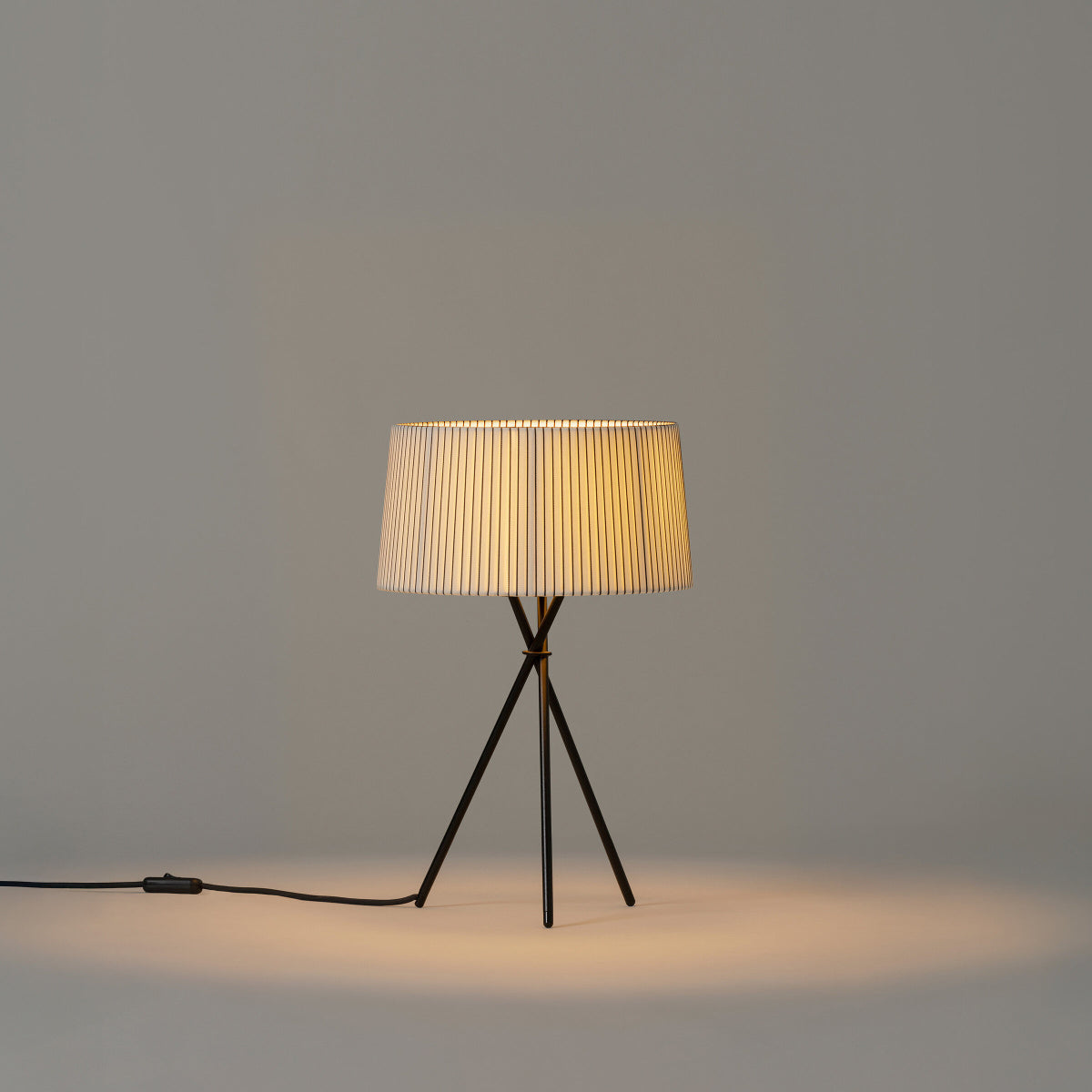 Trípode - LED metal table lamp with Dimmer