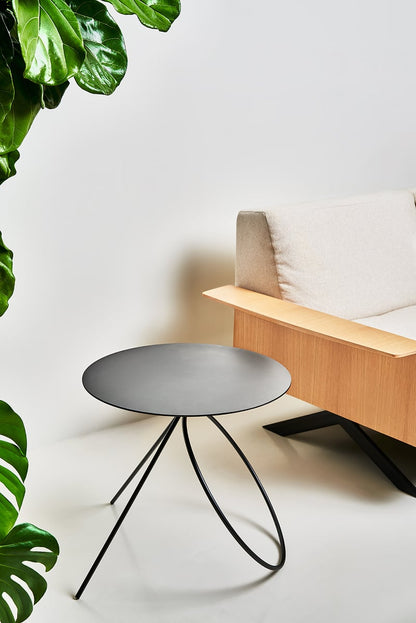 Bamba sculpture table, black