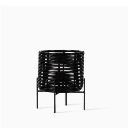 IVO - Round wicker vase.