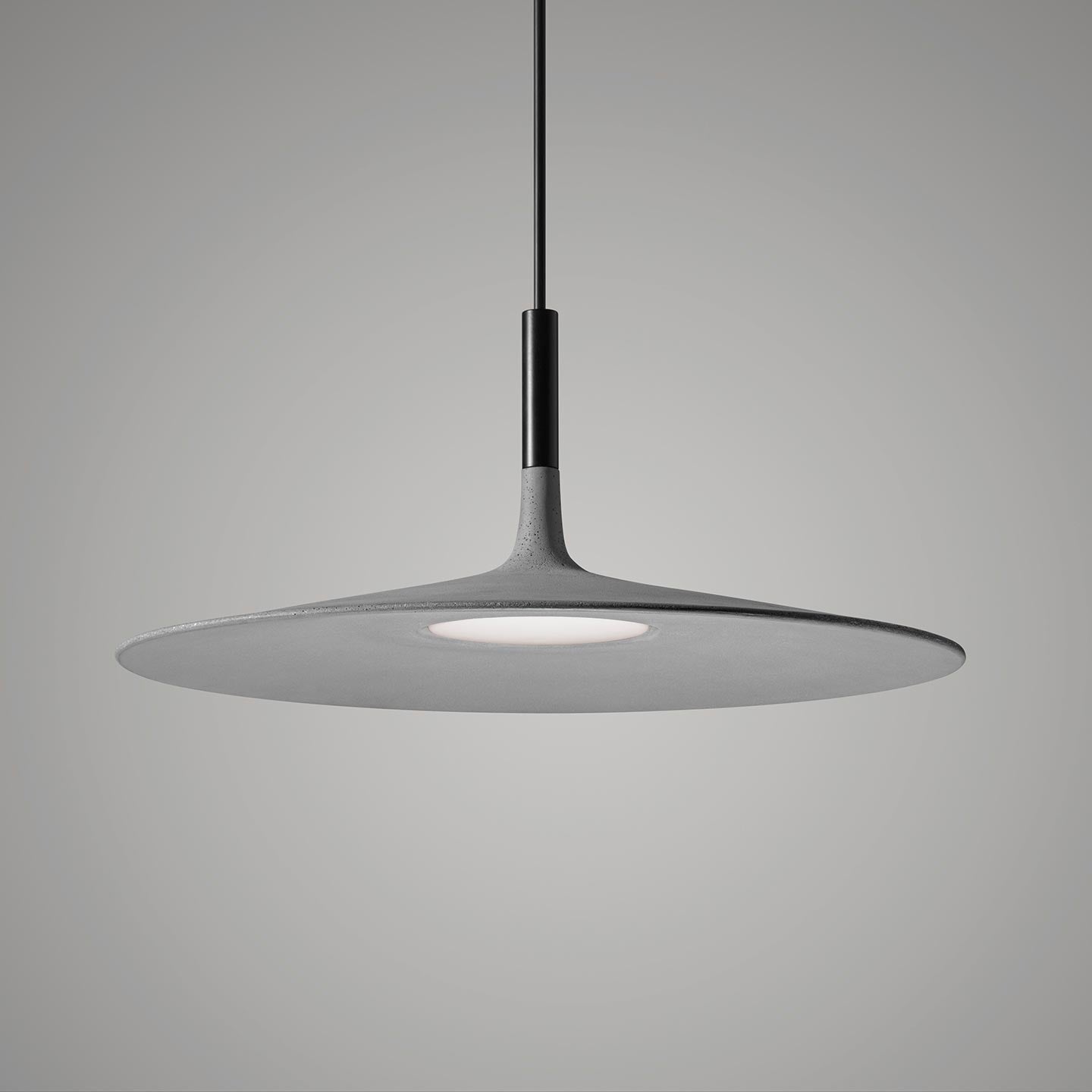 APLOMB LARGE - LED cement pendant lamp.