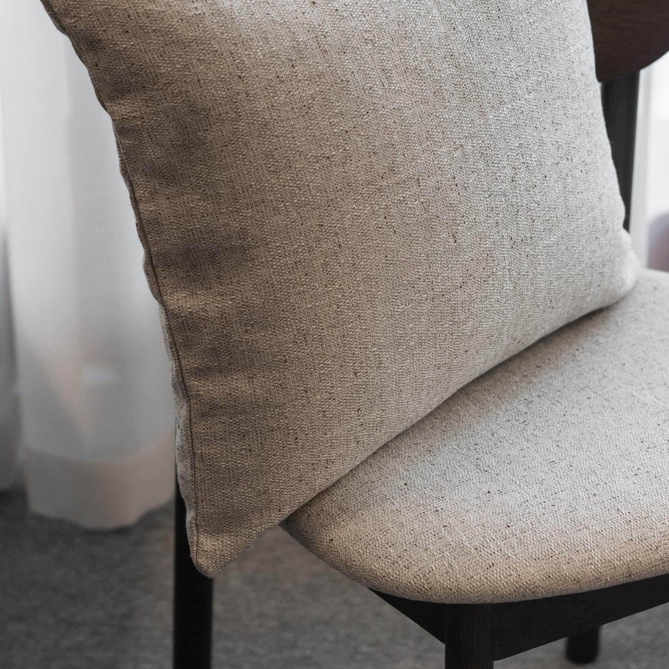 Decotique Elephant Dining Chair Dark Oak/Beige Breeze