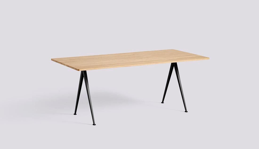 Pyramid Table 02.