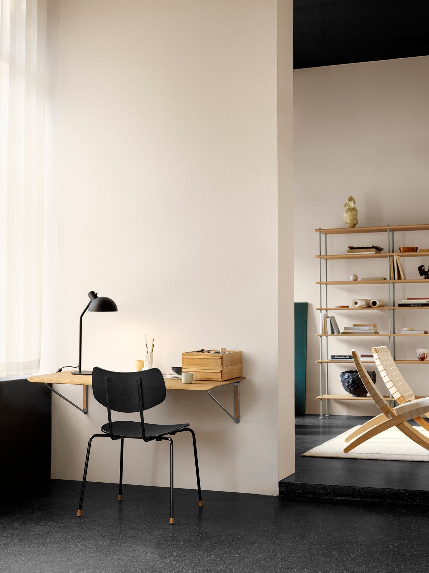 ABO19 WALL DESK