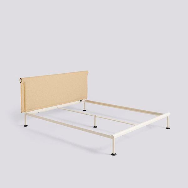 Tamoto Bed.