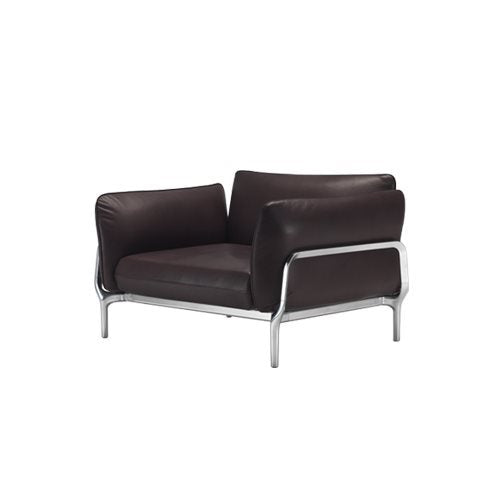 vina armchair / V01 (Request Info).