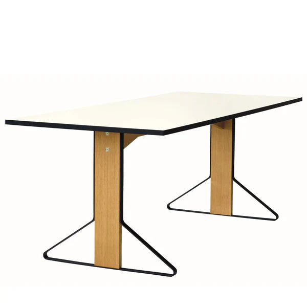 KAARI - Rectangular table.